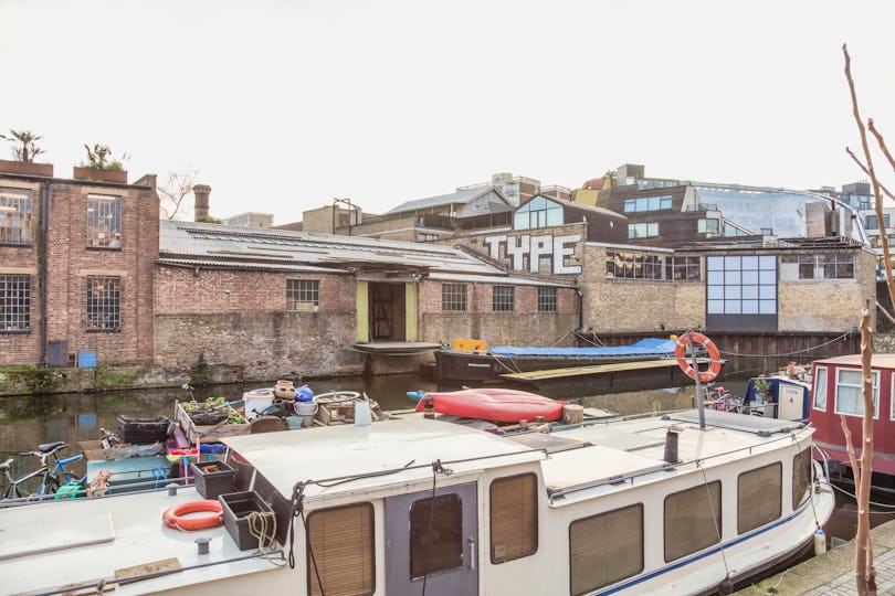 Hoxton Docks 