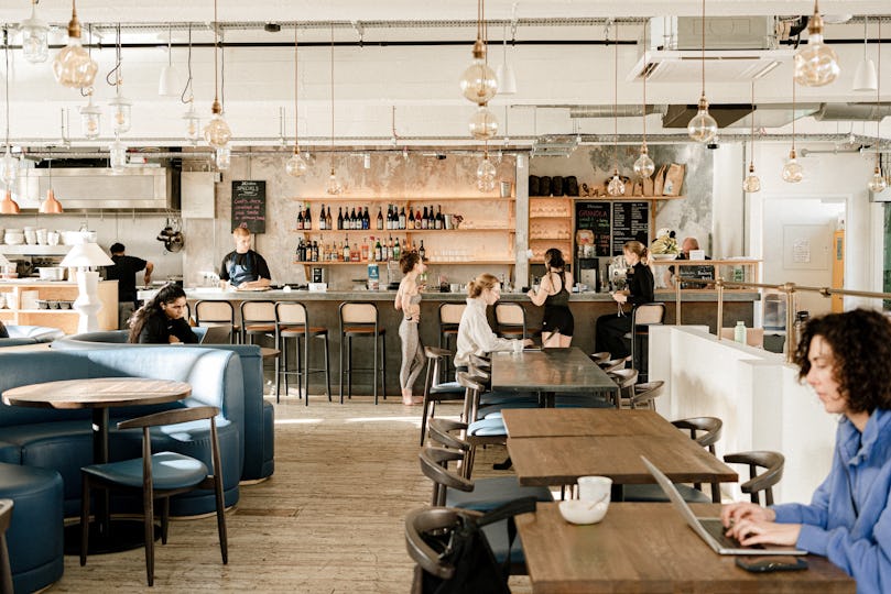  Café Mission