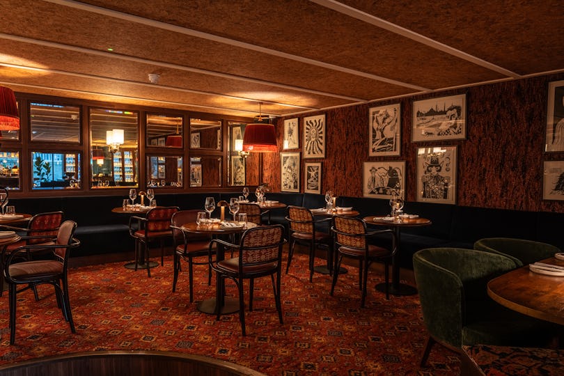 Hovarda Canary Wharf