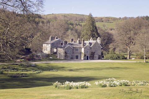Crogen Estate