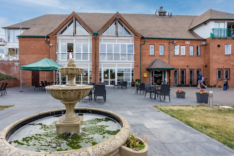 The Vale Golf and Country Club