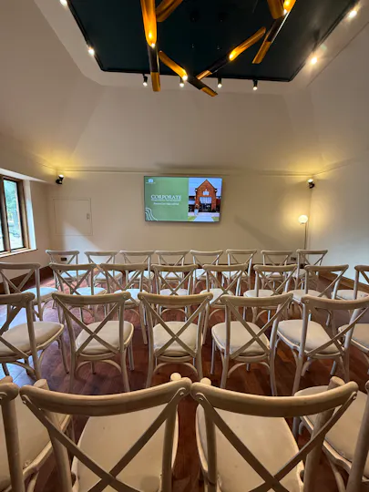 Hampton Court Palace Golf Club