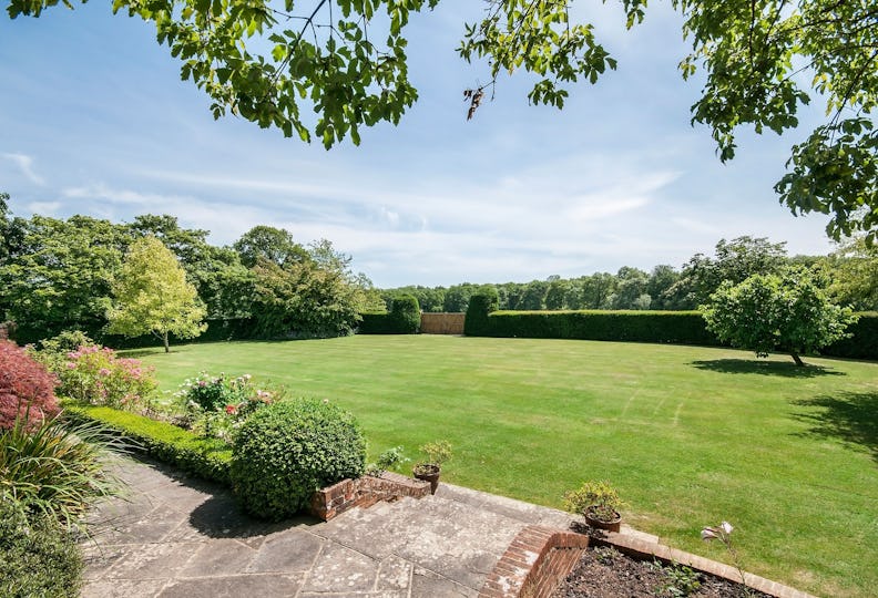 Holywell Estate