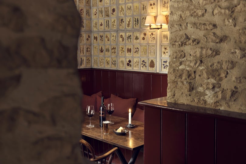 The Bell, Charlbury