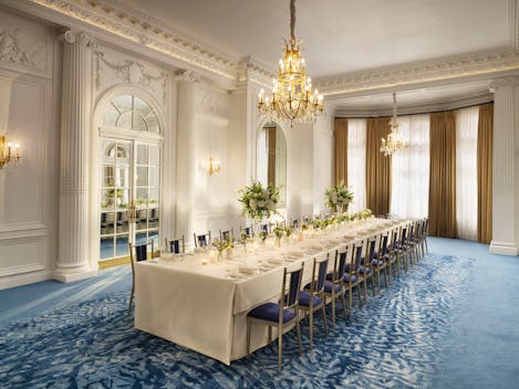 CARLYLE SUITE 
