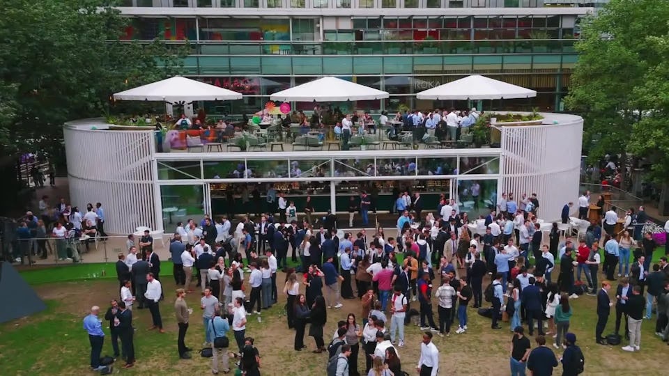 Oasis Bar & Terrace