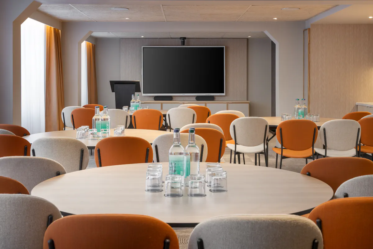 London Suite at Mercure London Earls Court