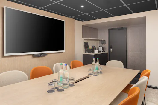 Regents Park Suite 