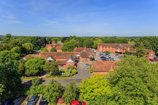 Charlecote Pheasant Hotel
