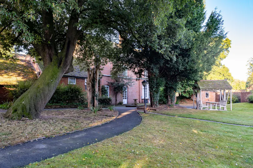 Charlecote Pheasant Hotel