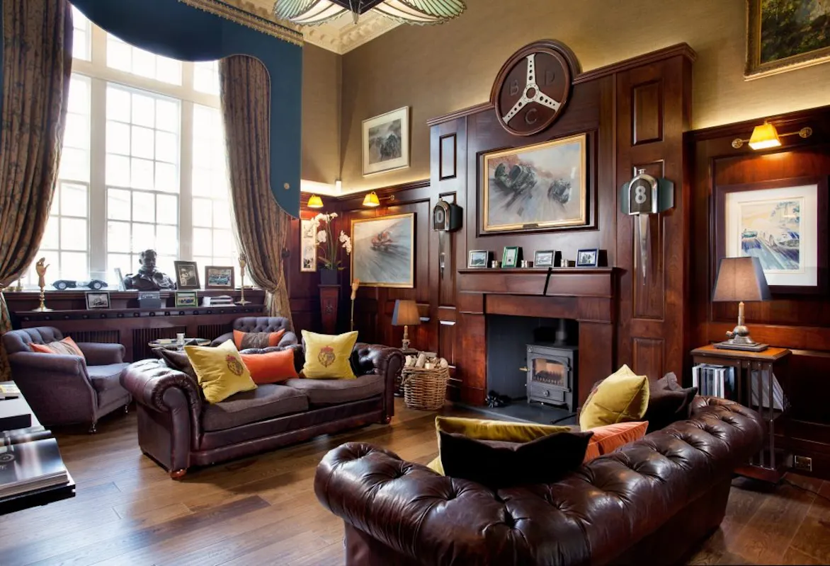 Bowcliffe Hall