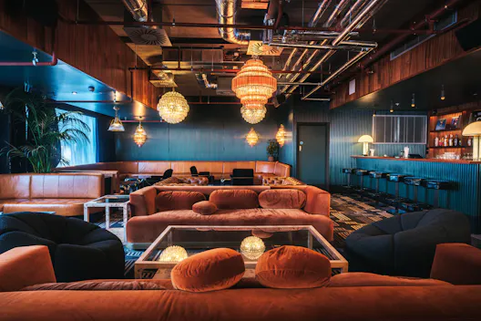 Private Lounge