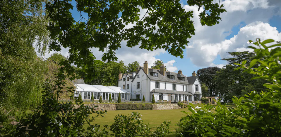Ashton Lodge Country House