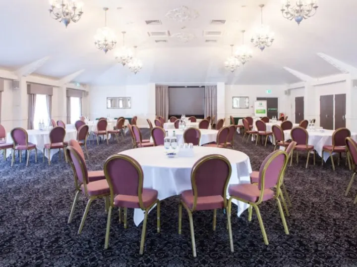 Holiday Inn Corby Kettering Hotel & Spa