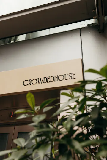 CrowdedHouse