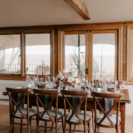 The Feathered Nest Inn 