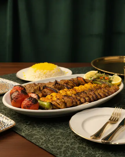 Apadana Restaurant