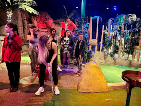 Skull Falls Crazy Golf Course 