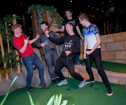  T-Rex Trail Crazy Golf Course 