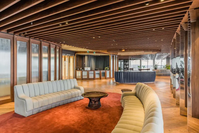 The Lounge at 24/25 The Shard