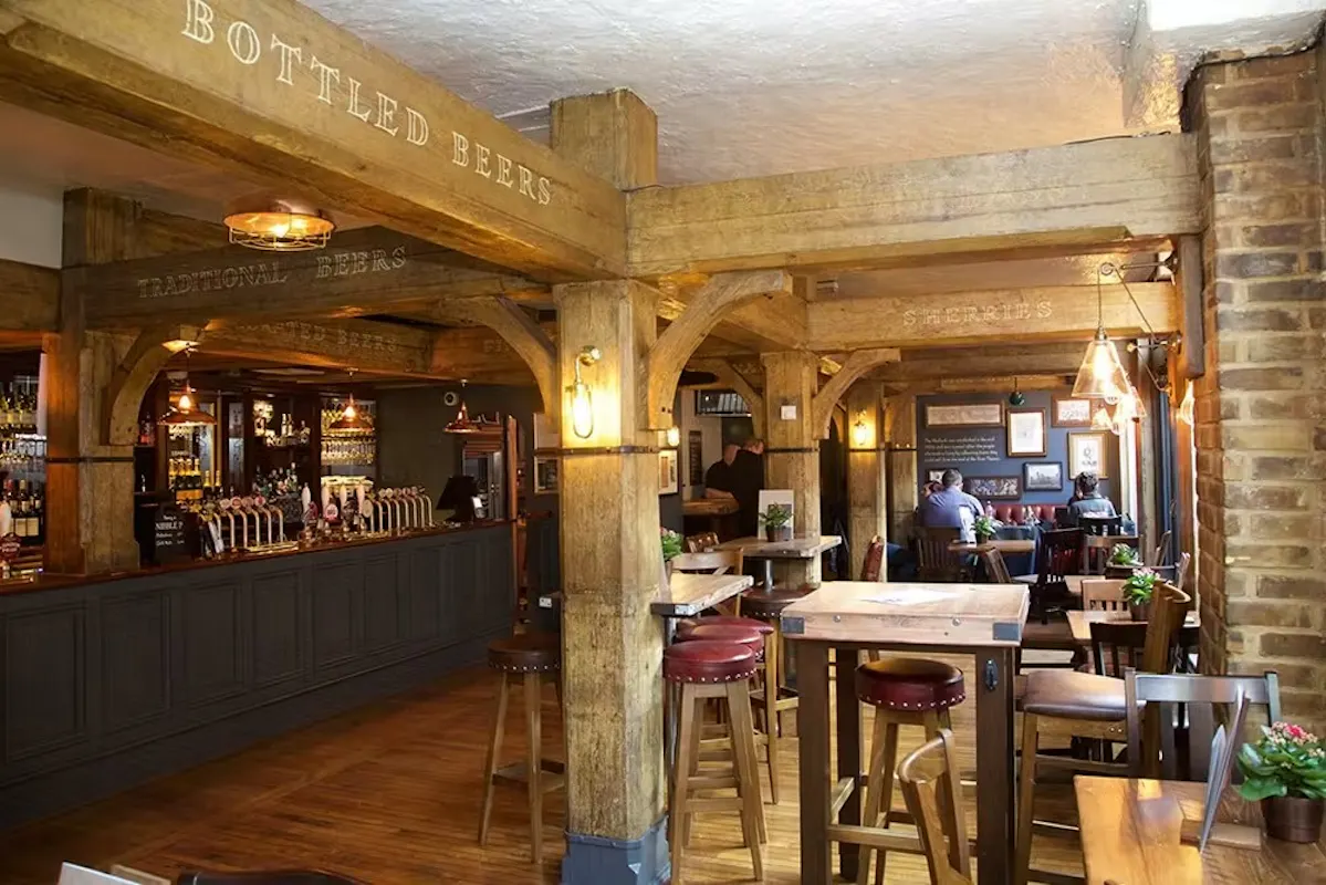The Mudlark