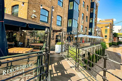 Old Thameside Inn