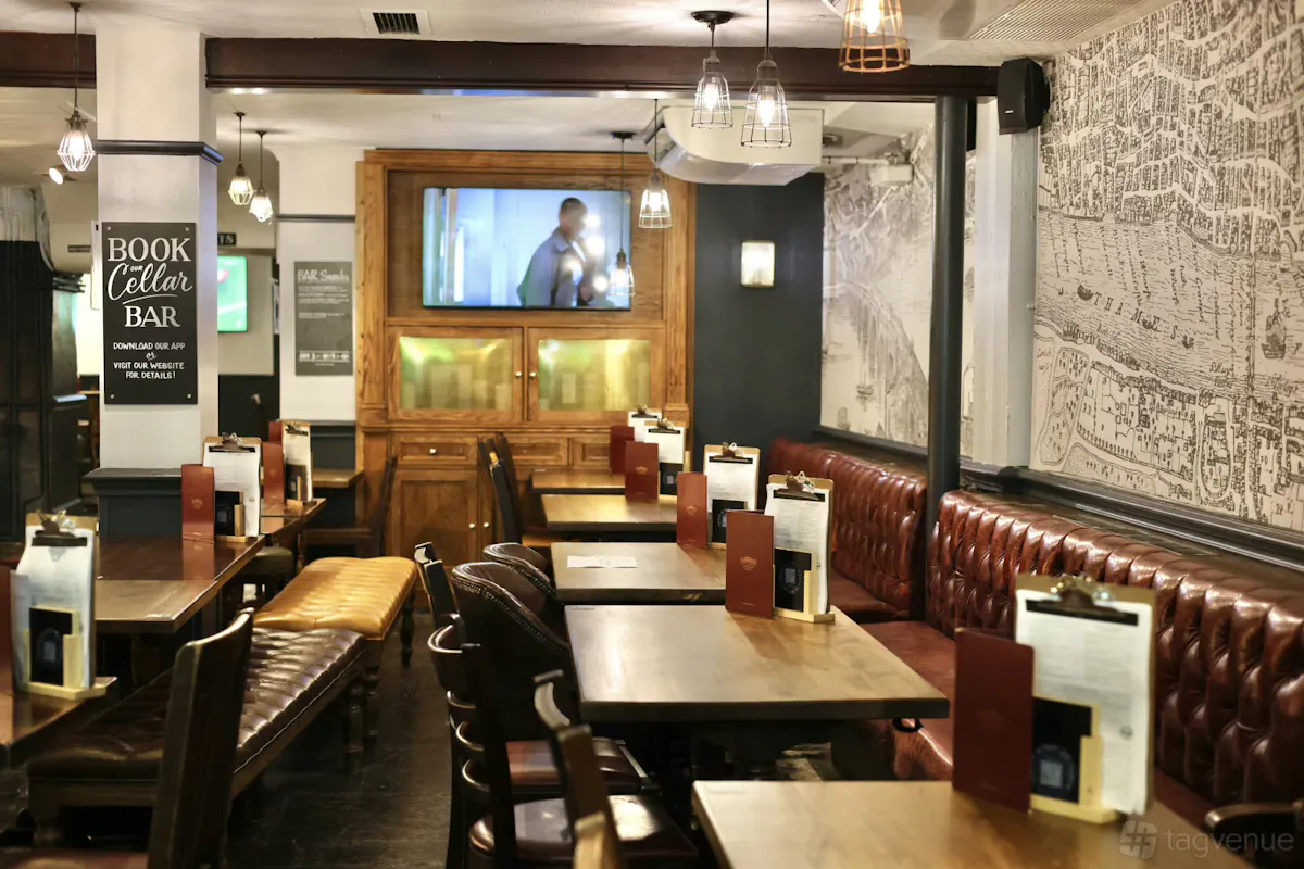 Old Thameside Inn