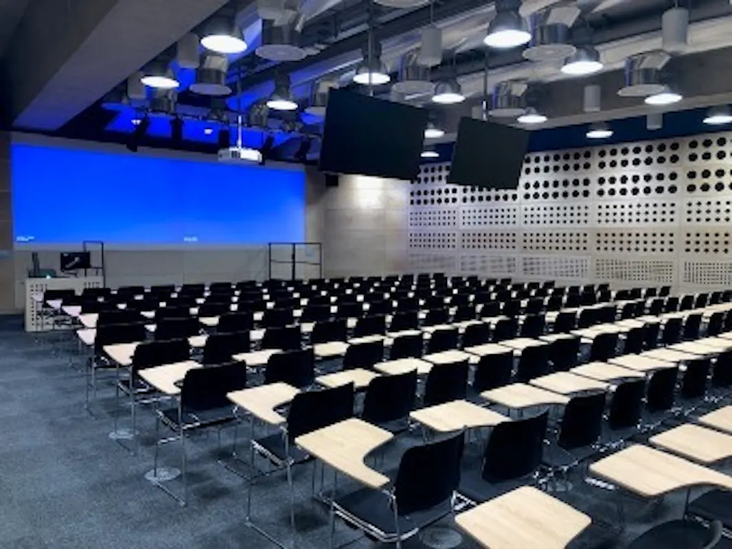 London School of Economics and Political Science