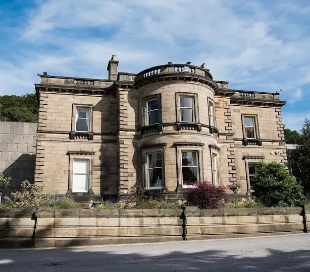 Tapton Hall