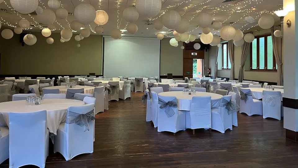 Tapton Hall