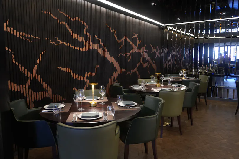 Radhuni Lounge Restaurant 