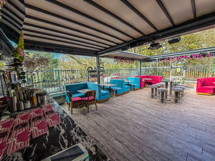 The Solo Kitchen & Bar