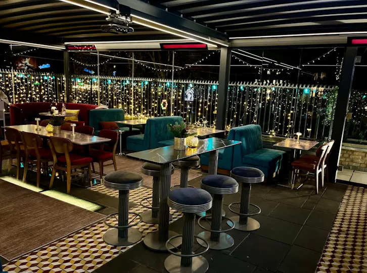 The Solo Kitchen & Bar