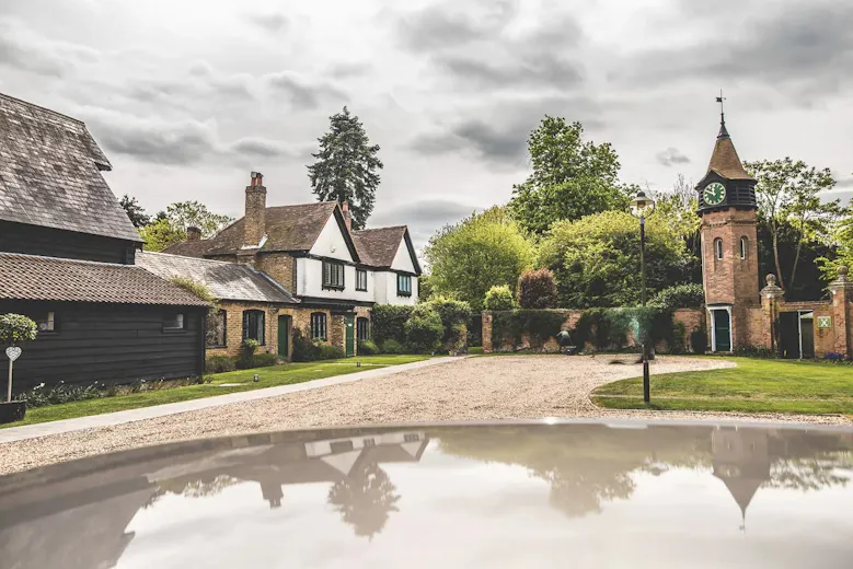 The Tudor Barn