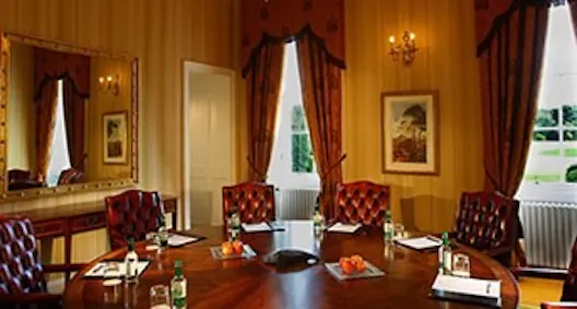 Earls Room