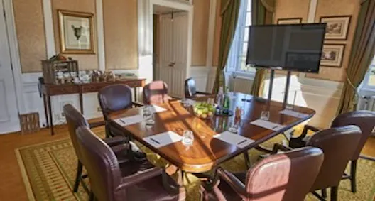 Queens Room