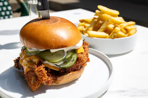 £10 Weekday Lunch at Barge East Terrace