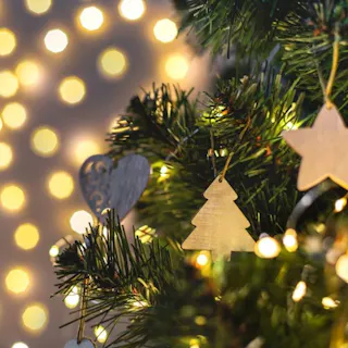 Thursday 10 Dec – Sharer Night