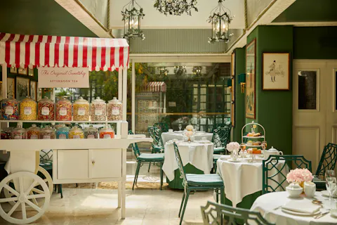 Weekend Bubbles with The Chesterfield Mayfair