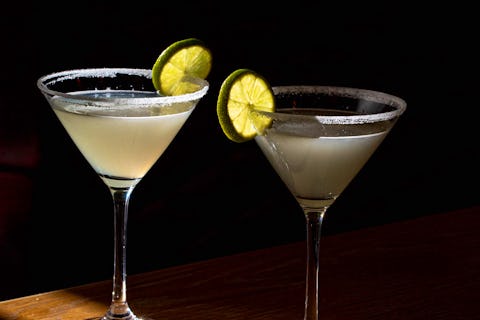 Happy Hour Cocktails - buy 1 get 1 free!