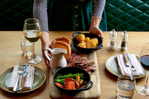 Sharing Roast for 2 and Free-Flowing Red Wine