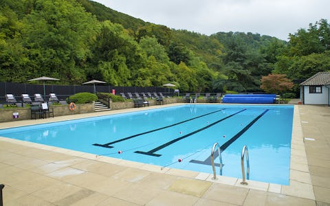 Exclusive Evening Pool Hire Packages 