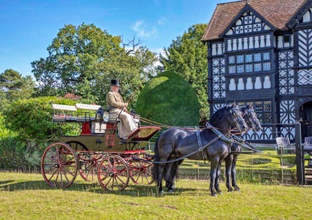 Carriage Drive & Dine