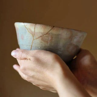 THE JAPANESE ART OF KINTSUGI - WITH EMMA WILLIAMS