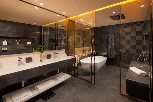 Masterpiece Suites