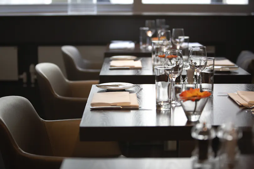 Off The Wall Restaurant at the Apex London Wall Hotel
