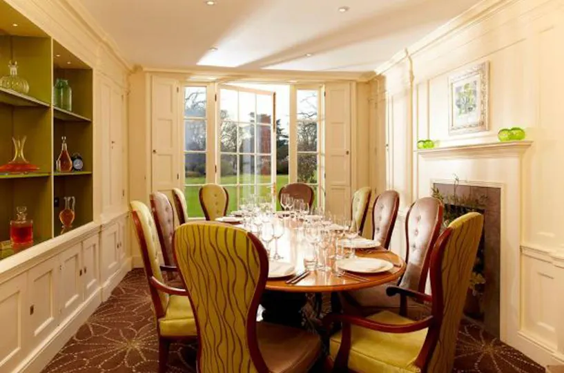 Royal Berkshire, Exclusive Collection