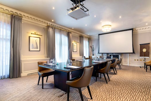 Aldwych Suite 