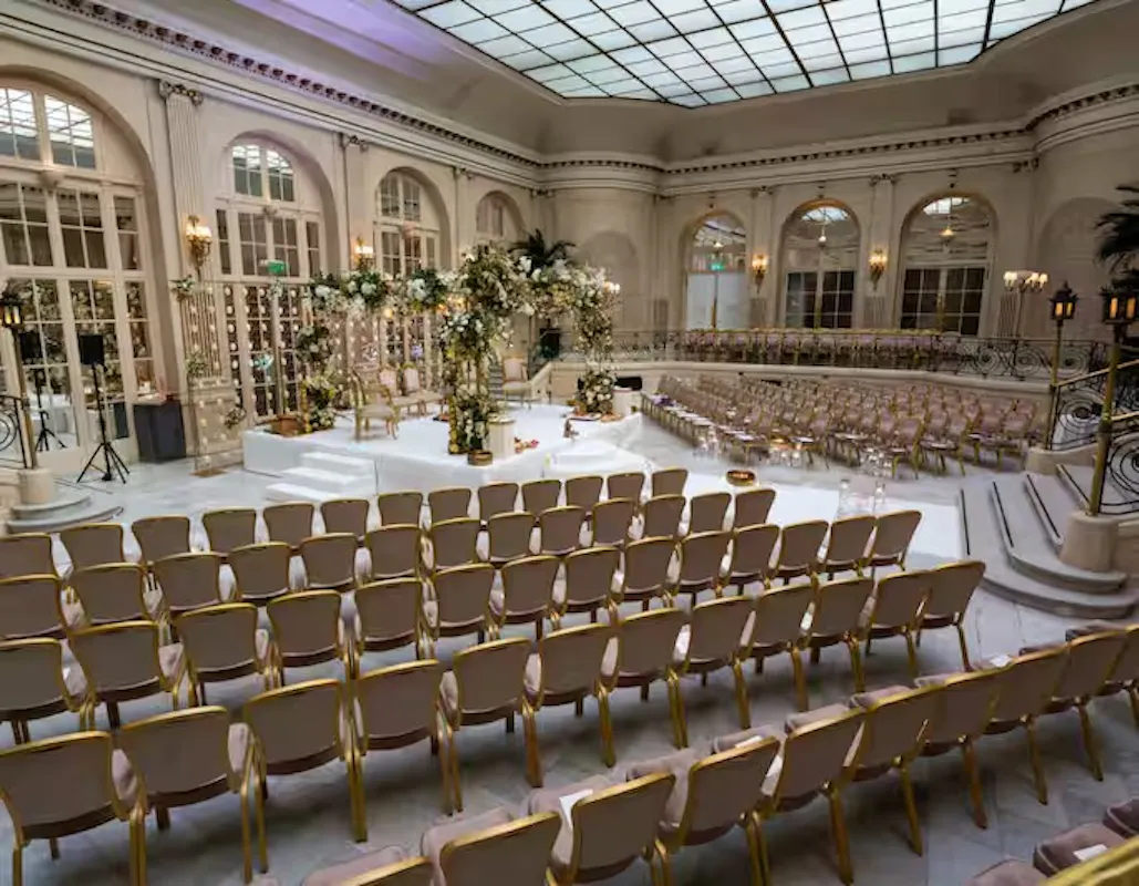 The Waldorf Hilton
