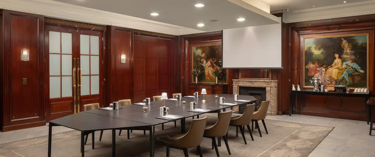 The Waldorf Hilton